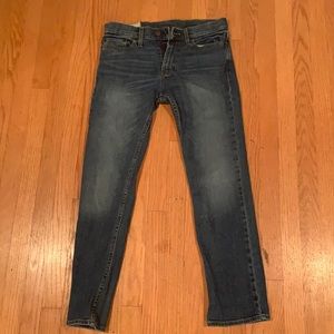 Hollis yet Slim Straight Jeans